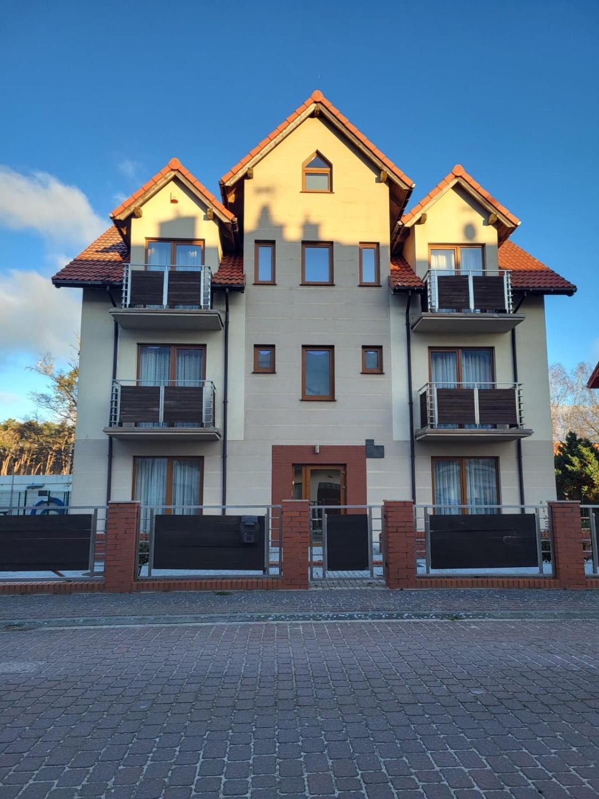 Byc Morze Apartment Mrzezyno Bagian luar foto
